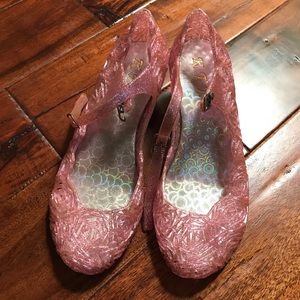 Cute pink jelly dress Mary Jane shoes with intricate details